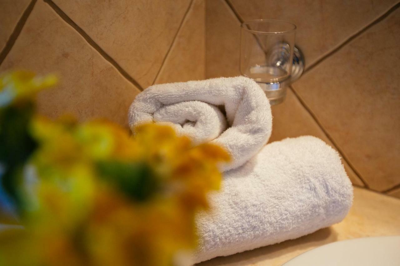 Aetovigla Guesthouse Krousonas  Ngoại thất bức ảnh